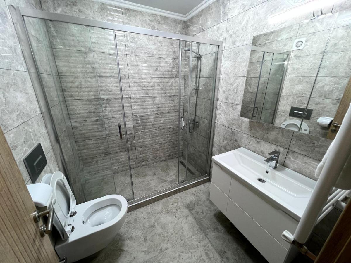 Studio Sebastian Apartment มามายา ภายนอก รูปภาพ